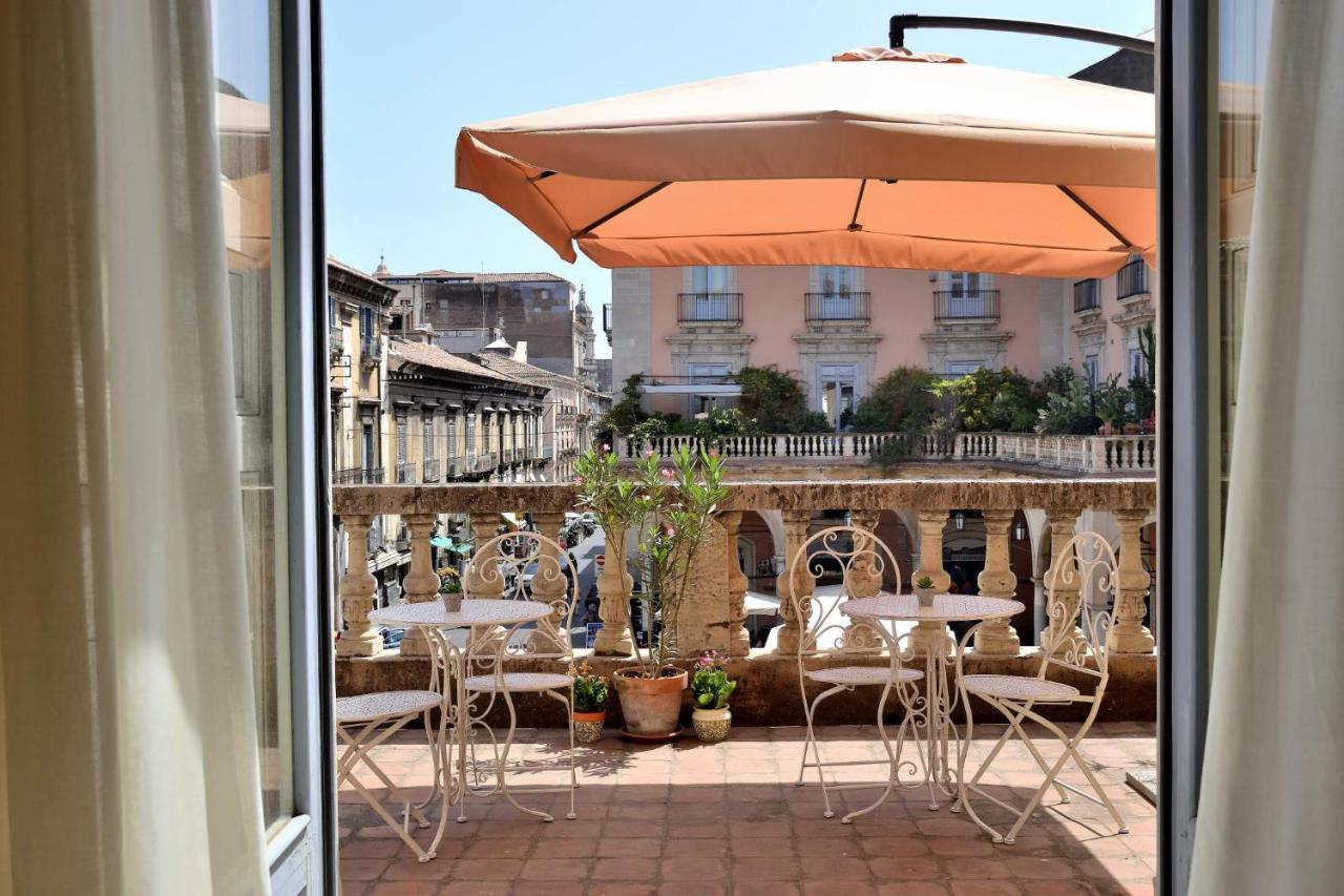 Bellini Inn Deluxe カターニア エクステリア 写真
